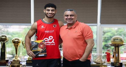 الأهلي يعزز صفوف رجال السلة بالتعاقد مع إبراهيم زهران